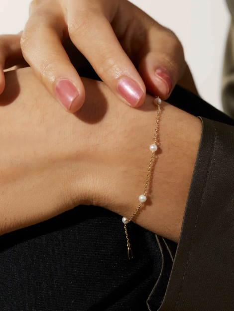 Dawn Essence Pearl Bracelet