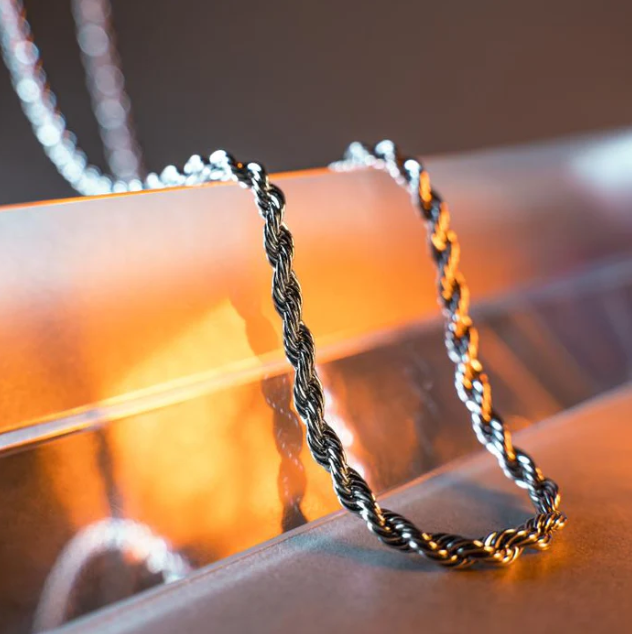 SILVER ROPE CHAIN